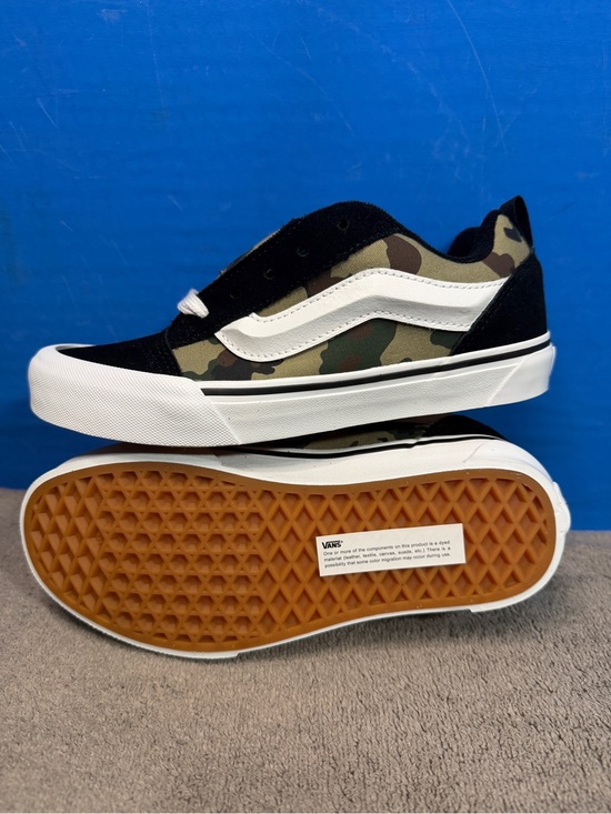 Vans Other - Vans knu skool
Brand new